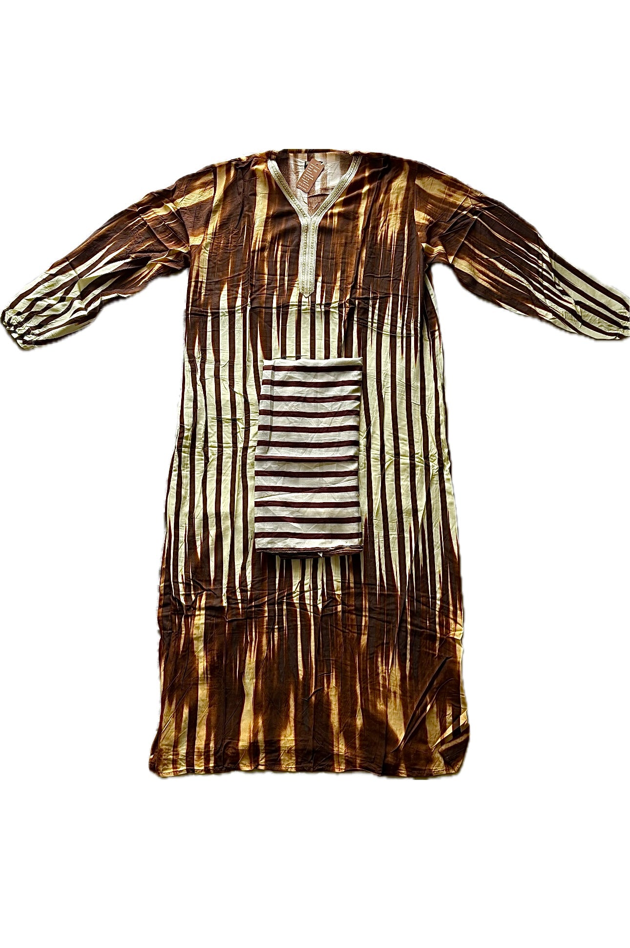 عبايه ملونه مع طرحه