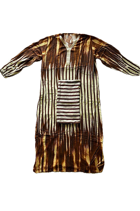 عبايه ملونه مع طرحه