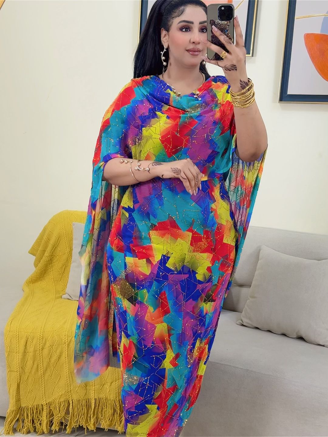 توب حرير مشغول محدد